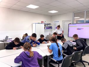 -Lzlq8afIhnWgtLy6vnsBSqyPYDb_fcxR0y4sxwBvCyPuBXisU9NxSr0q2aheJsRlz9c3ZcRECfQed2y-nHBYlDW